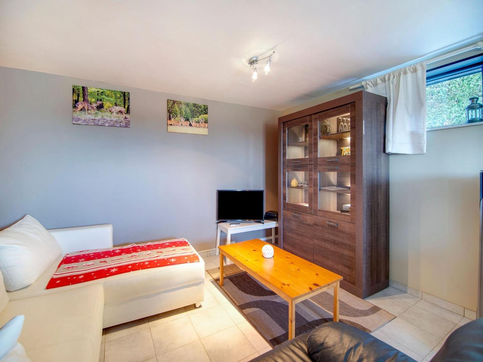 Sophisticated Holiday Home In Lierneux Near Forest Bagian luar foto