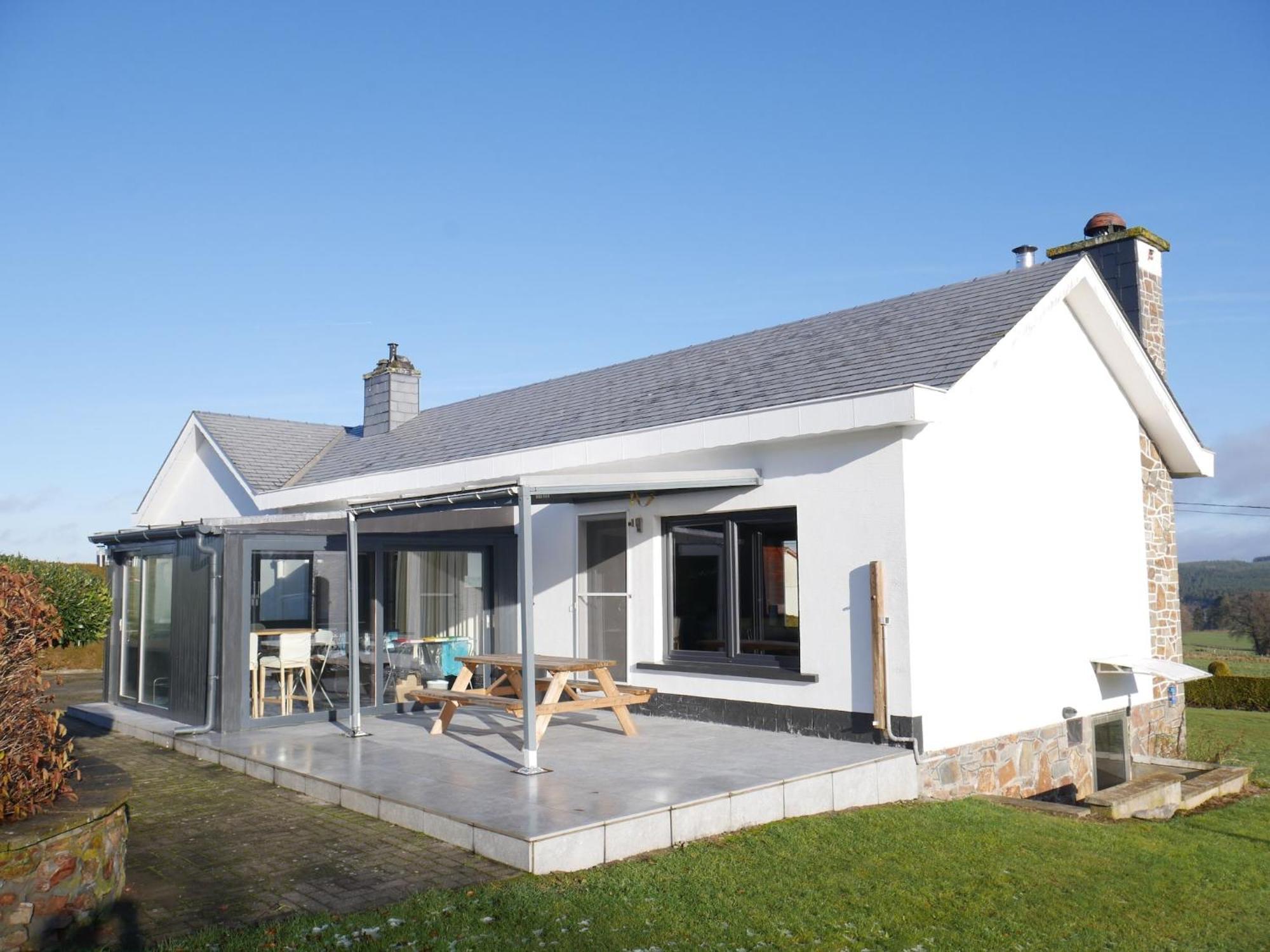 Sophisticated Holiday Home In Lierneux Near Forest Bagian luar foto